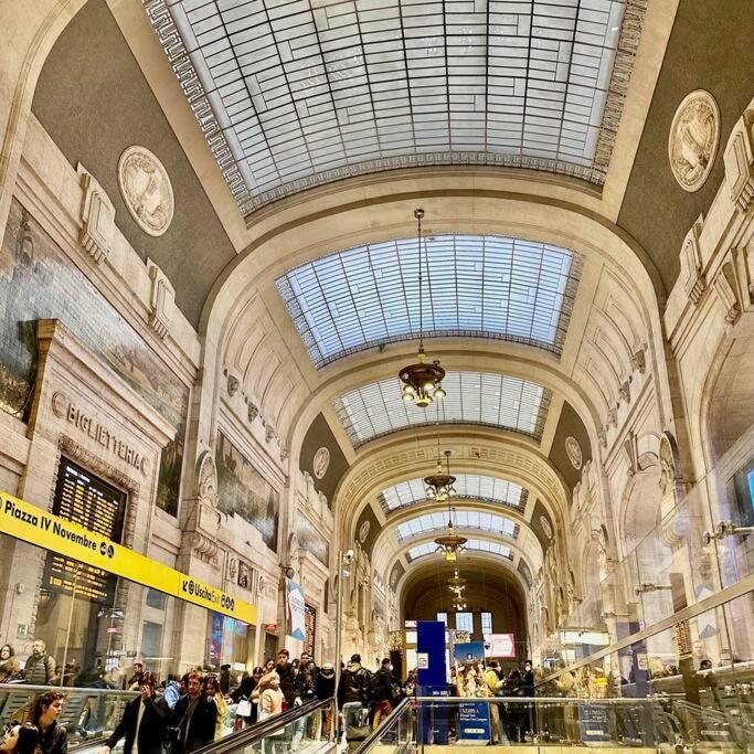 Appartamento - Stazione Centrale Milan Exterior photo